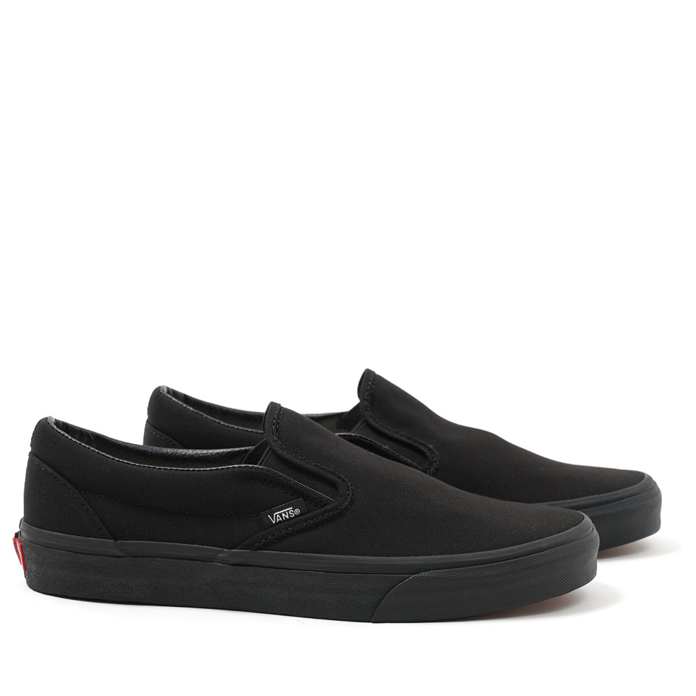 UA CLASSIC US SLIP-ON BLACK/BLACK	VN000EYEBKA _