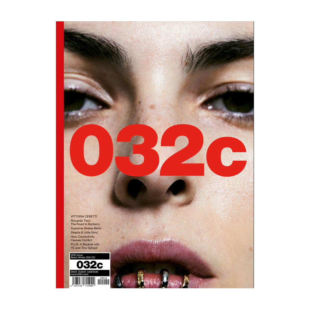 ISSUE #40 - WINTER 2021/22 RICCARDO TISCI - VITTORIA CERETTI