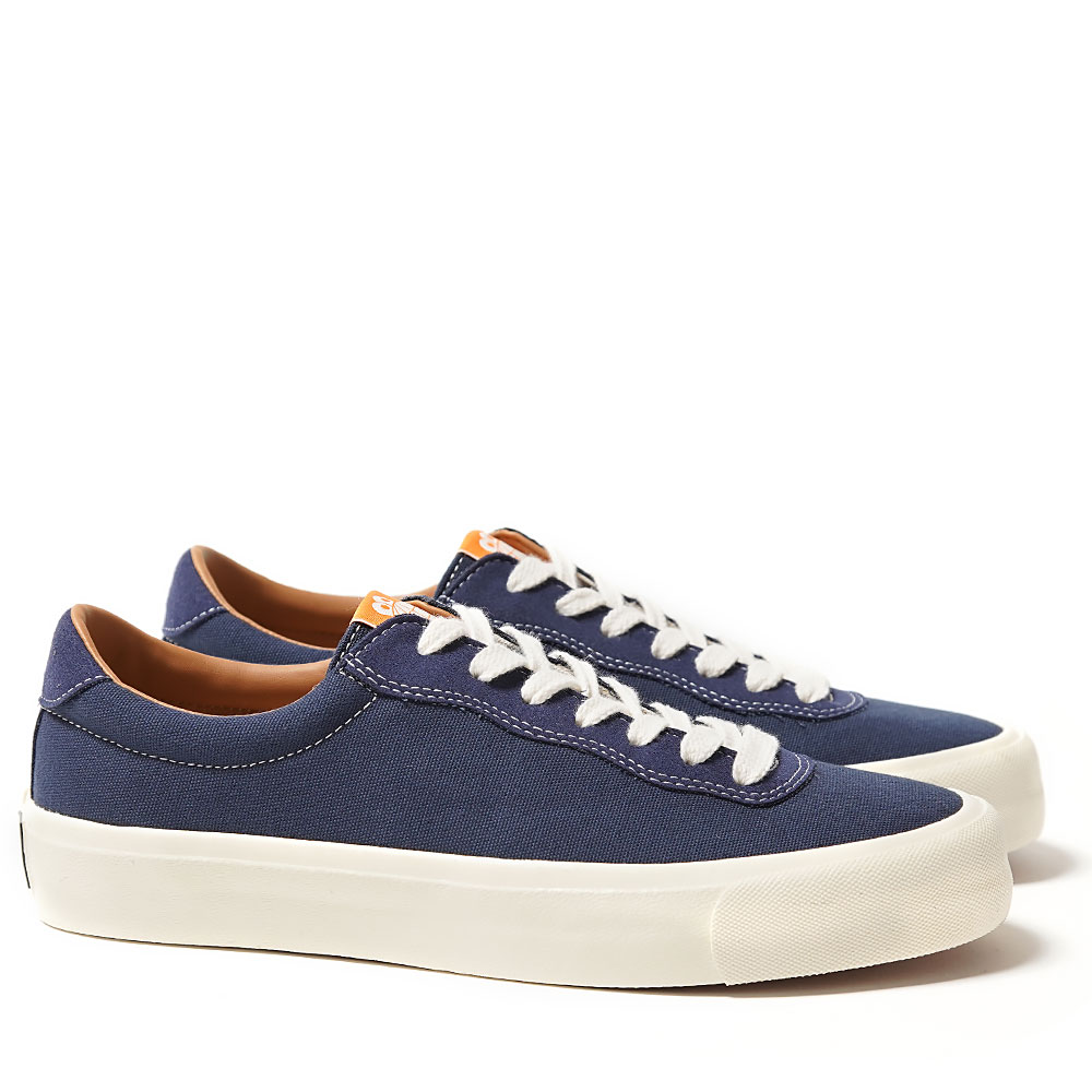 VM001 CANVAS LO BLUE&WHITE