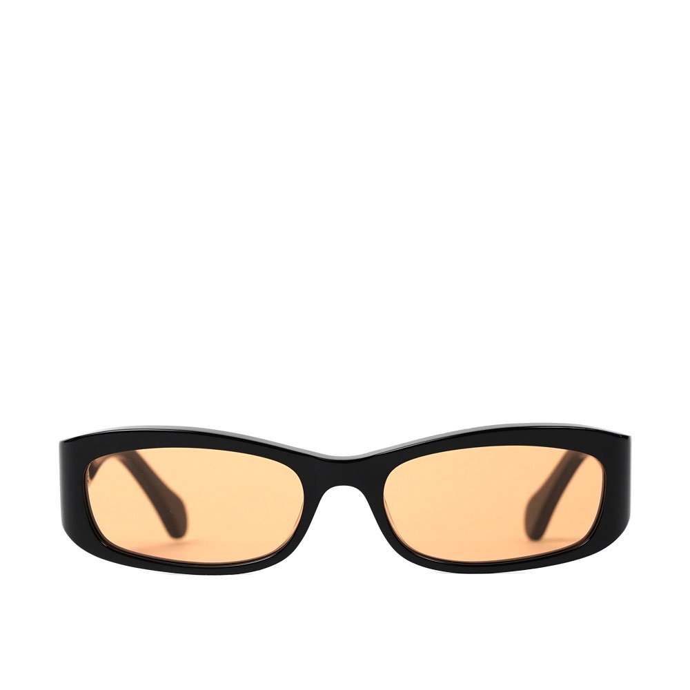 LEILA BLACK/AMBER