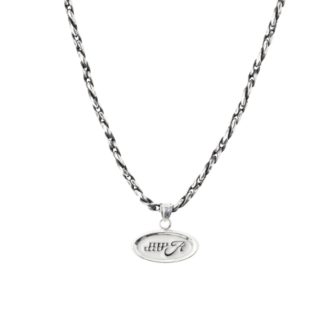EMBLEM NECKLACE SILVER WHITE