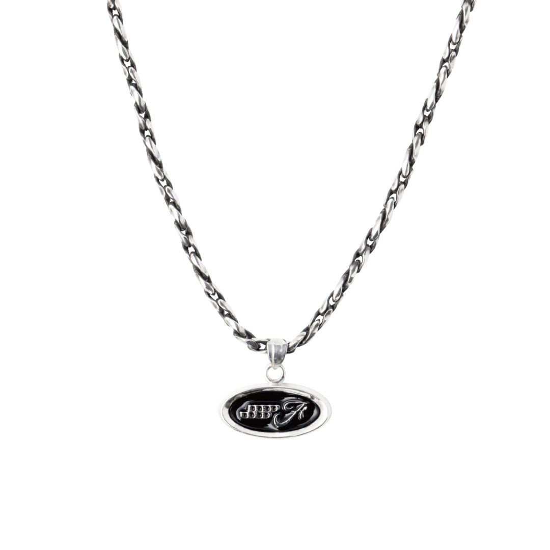 EMBLEM NECKLACE SILVER/BLACK