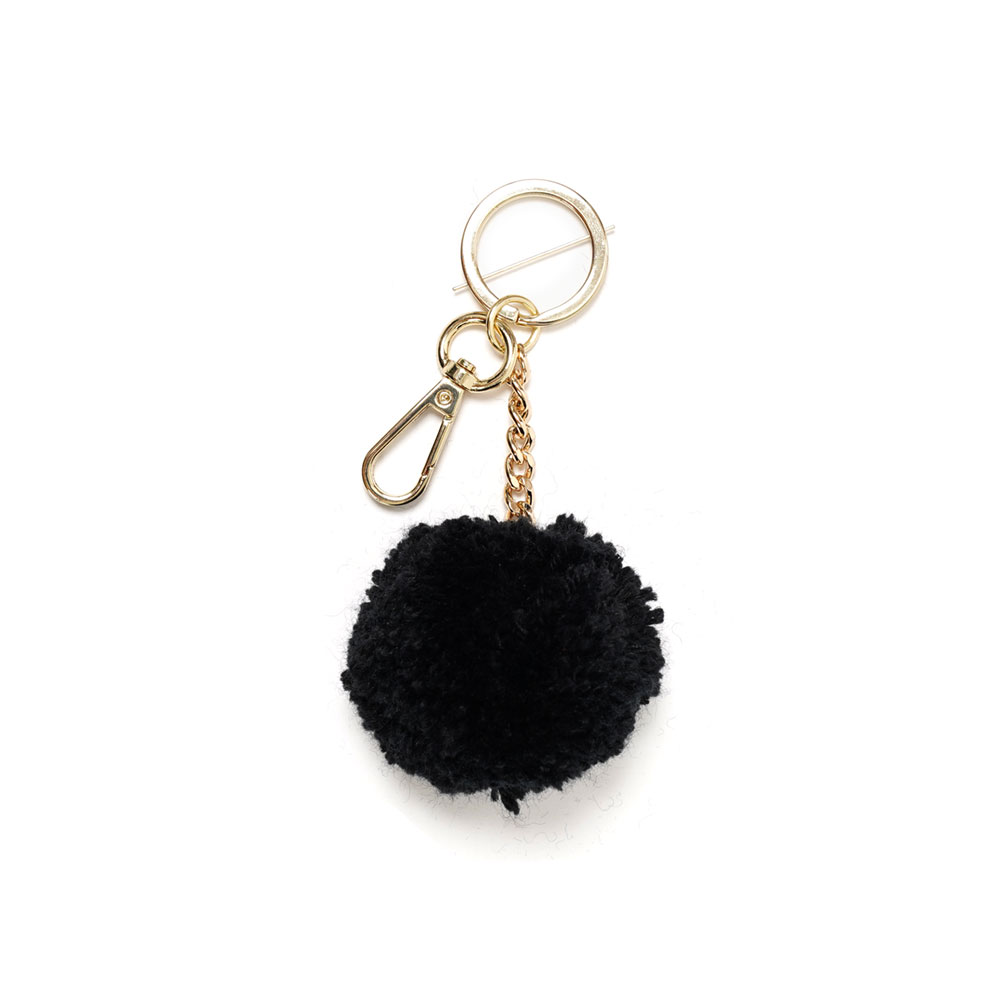 POM POM KEY CHAIN BLACK