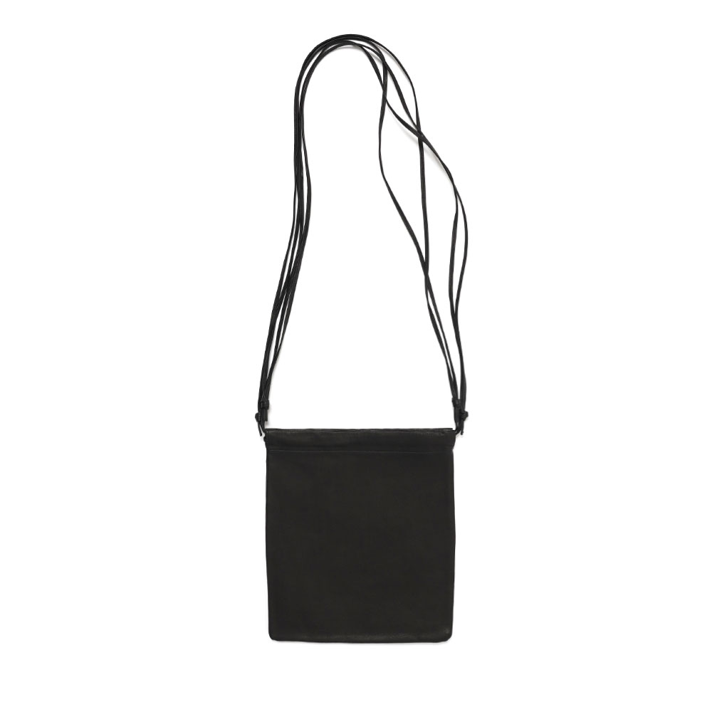 AETA LEATHER SQUARE STRING POUCH BLACK