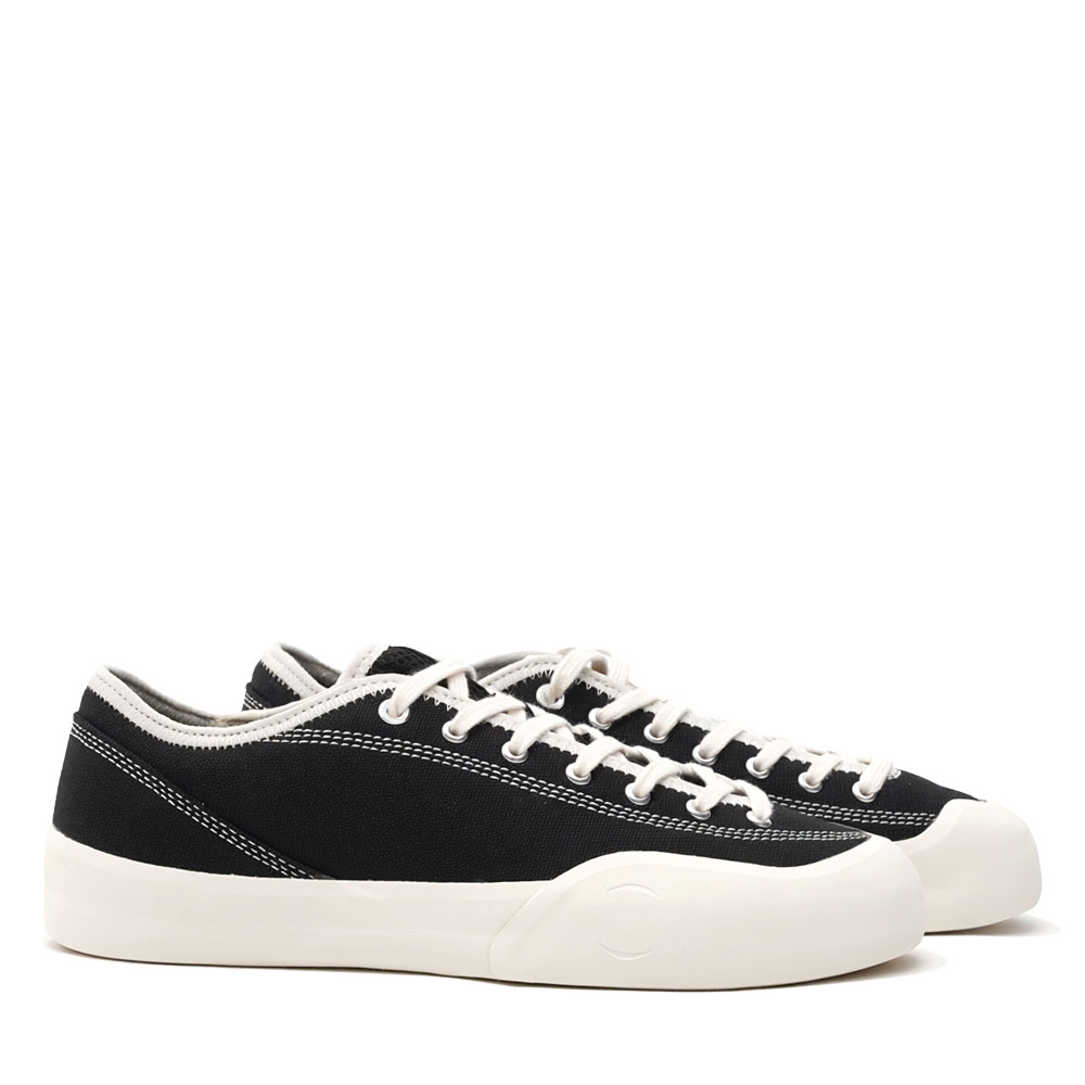 VILLAGE 1.30PM BLACK/WHISPER WHITE