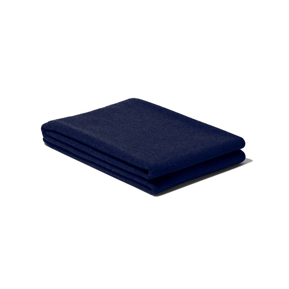 NATURAL FLEECE BLANKET 180 X 137 NAVY