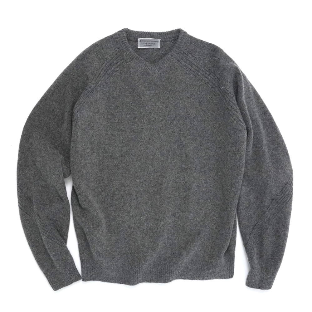 V-NECK SWEATER GRAY