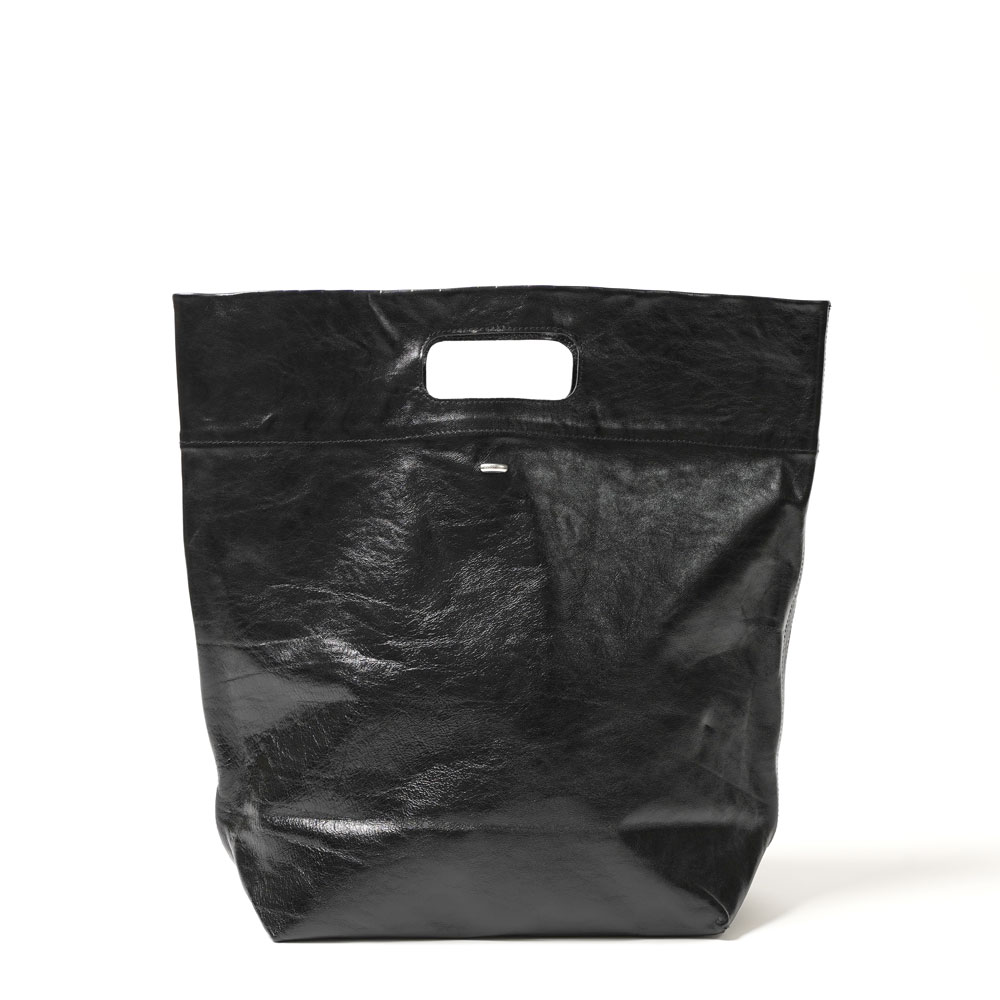 BEYOND TOTE BLACK LEATHER