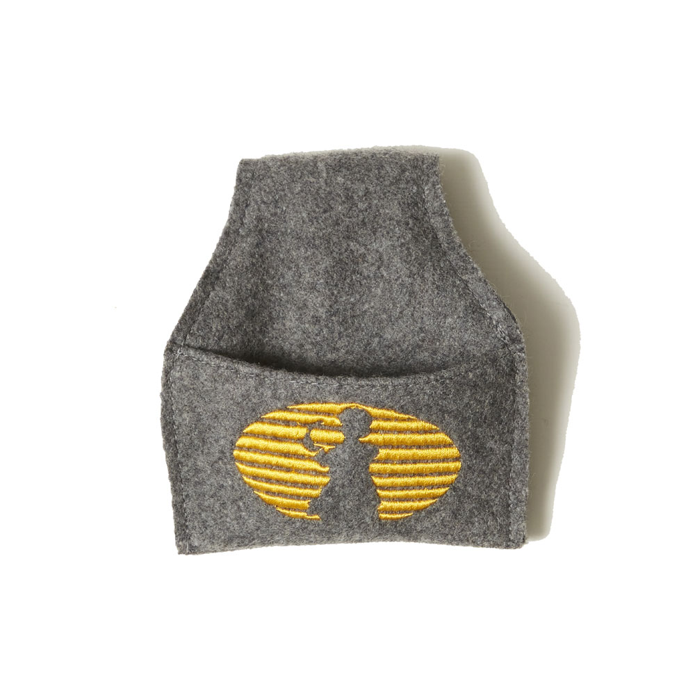 CUE CHALK HOLDER GREY WOOL_